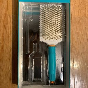 Brand New Moroccan hair brush
